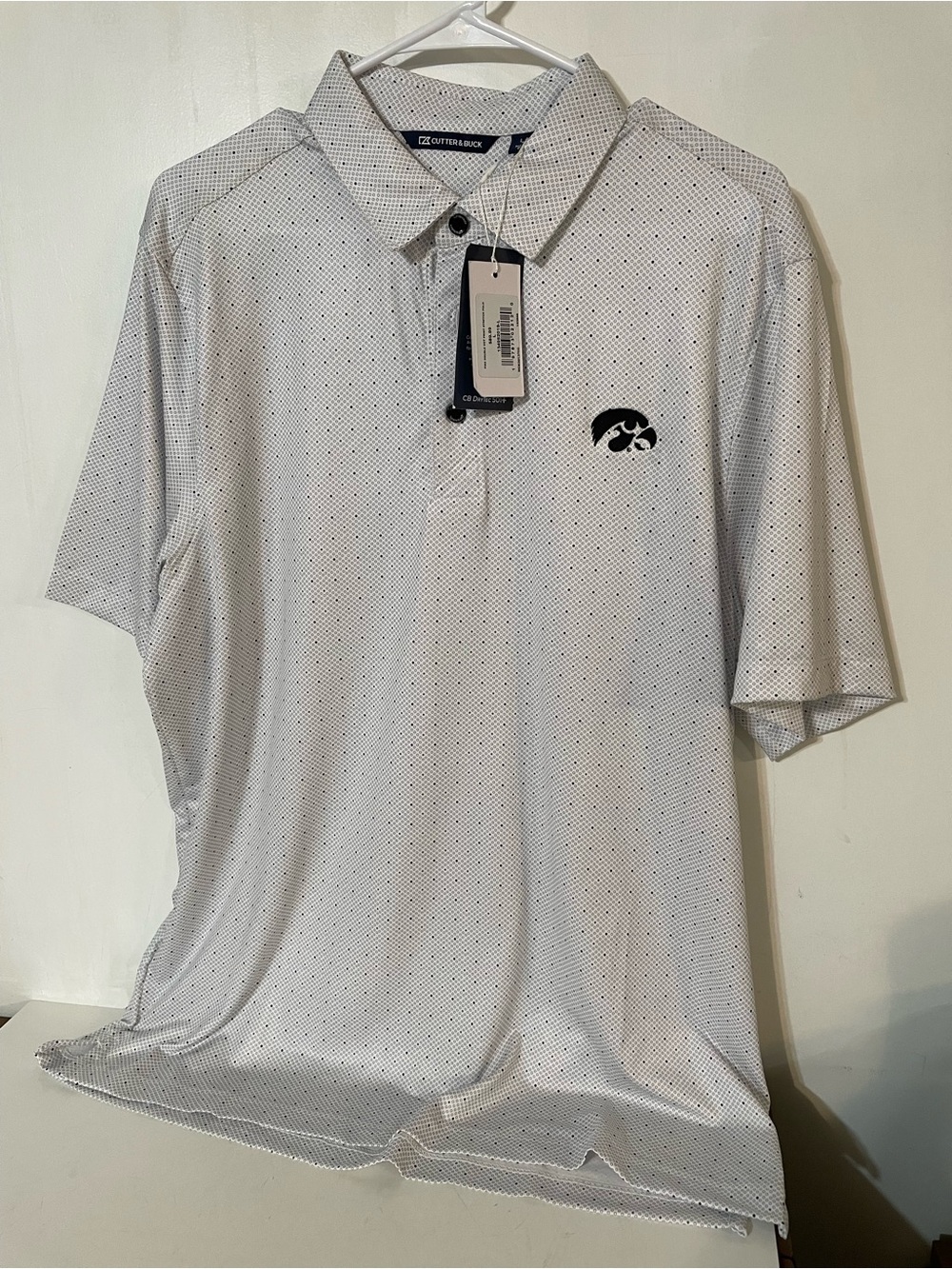 Iowa Hawkeyes Shirt NWT